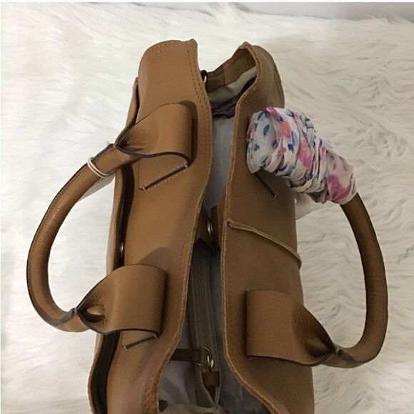 Lucky Brand Dina Leather Multi-Functional Satchel New - Picture 6 of 14